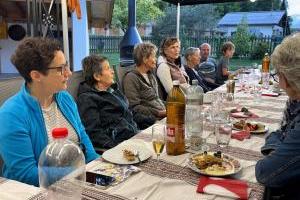 Pizza-Essen bei Edith
